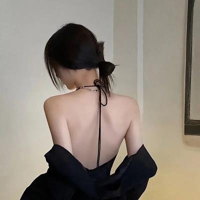 大洋之间的灯光